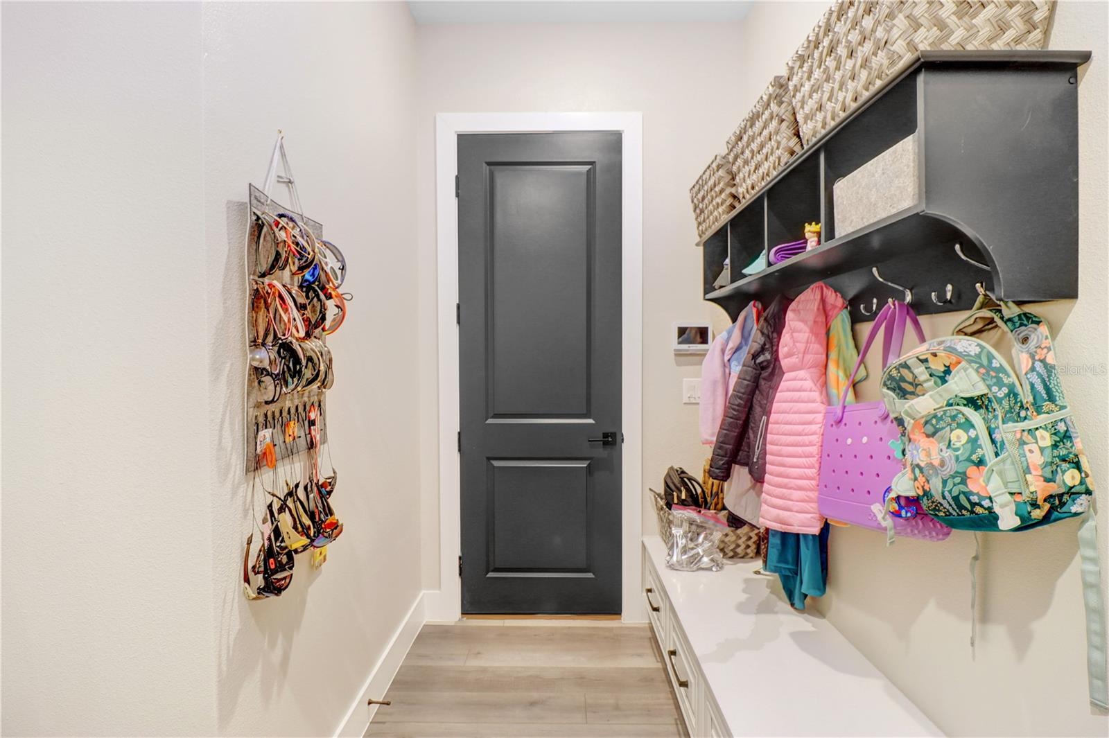 6104 LAGOMAR LN — photo 18