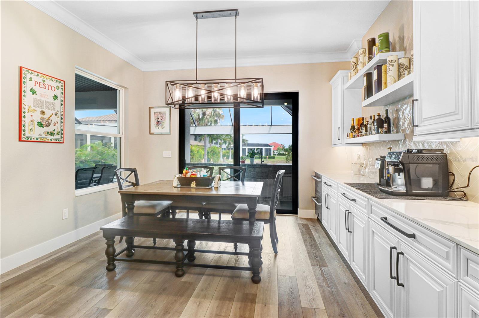 6104 LAGOMAR LN — photo 16