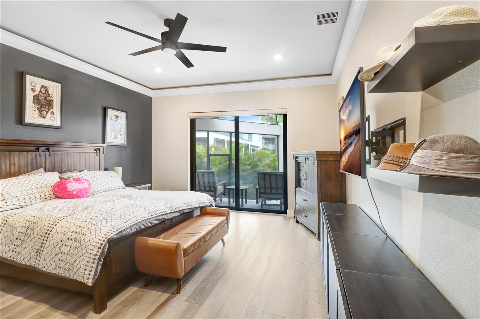 6104 LAGOMAR LN — photo 23