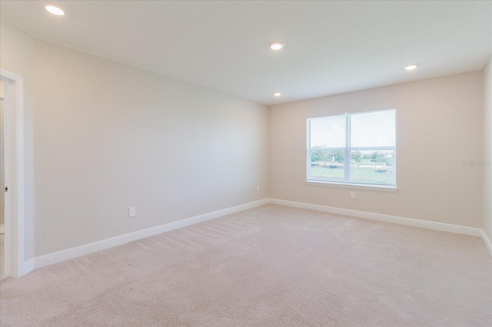 16725 BARNWOOD PL — photo 37