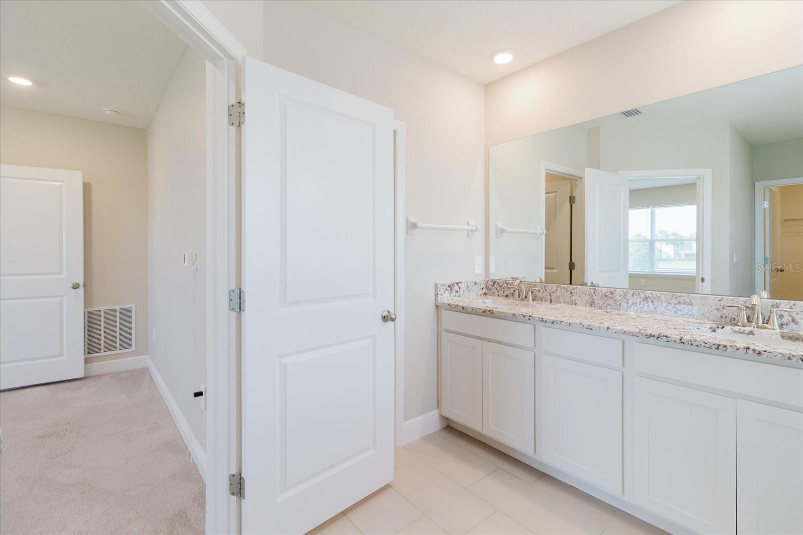 16725 BARNWOOD PL — photo 42