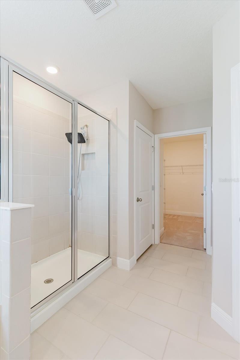 16725 BARNWOOD PL — photo 44