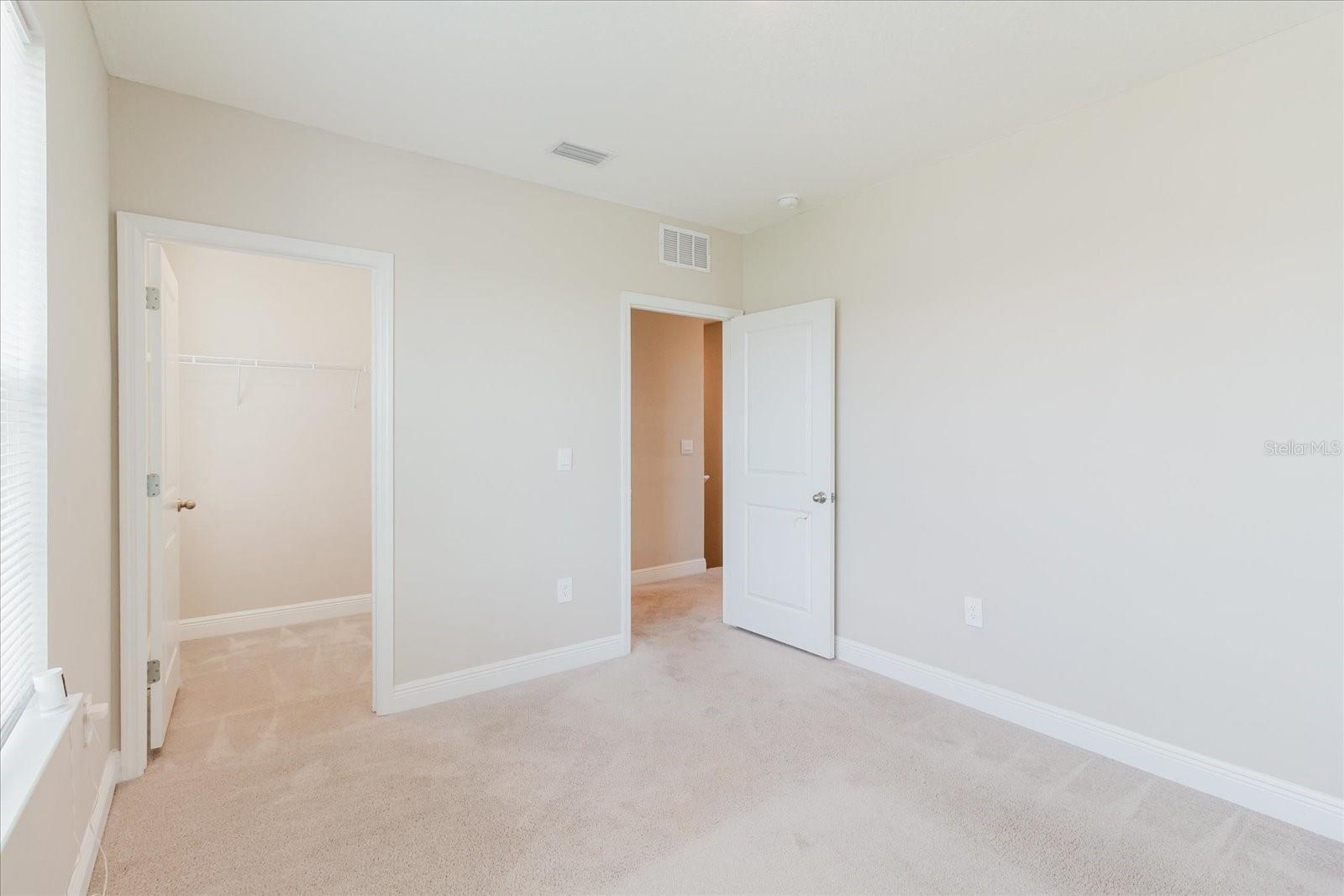 16725 BARNWOOD PL — photo 56