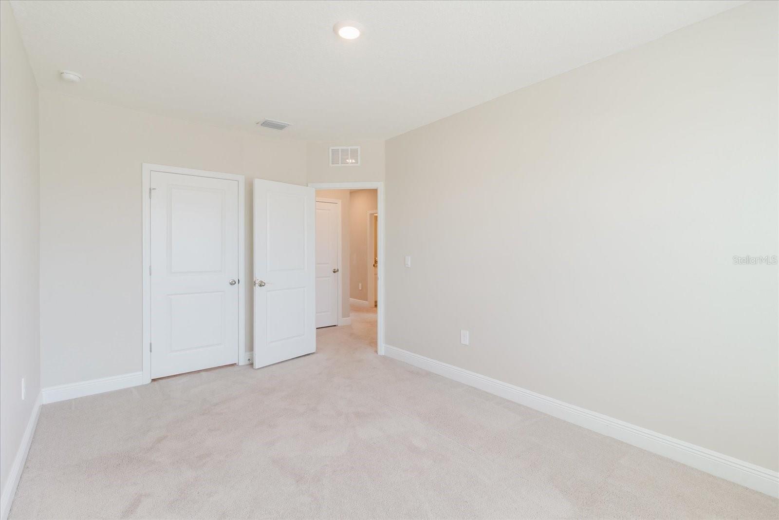 16725 BARNWOOD PL — photo 49