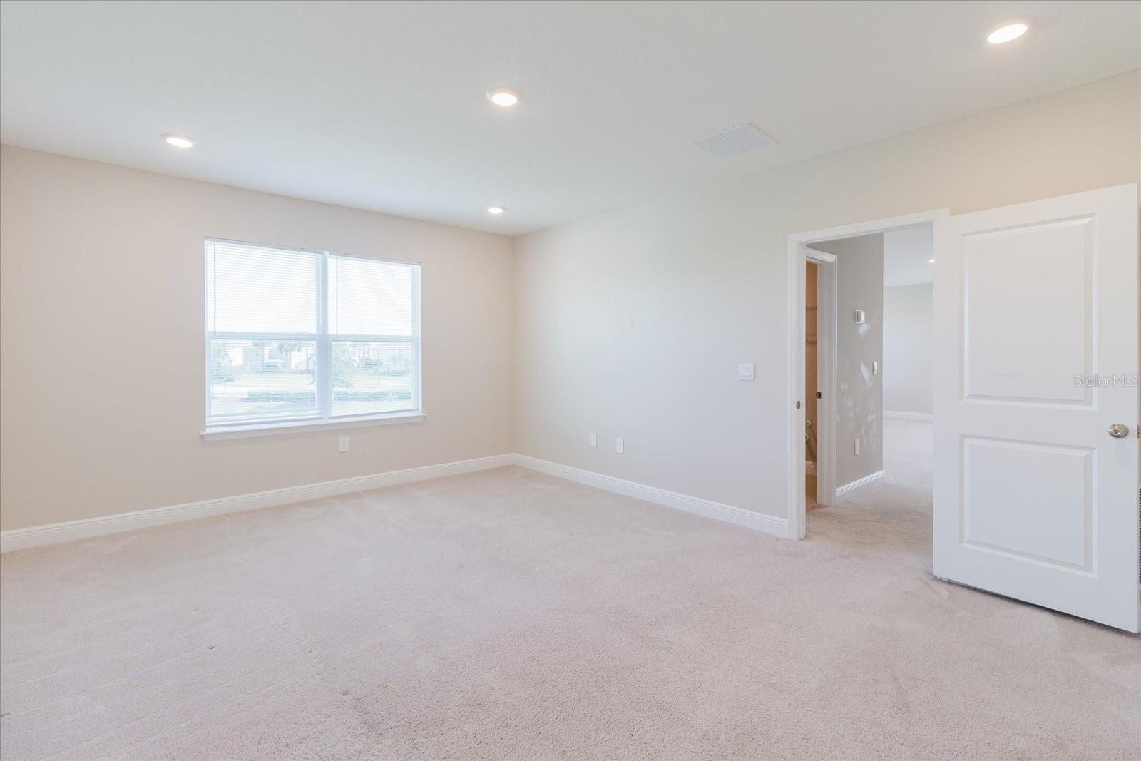 16725 BARNWOOD PL — photo 40