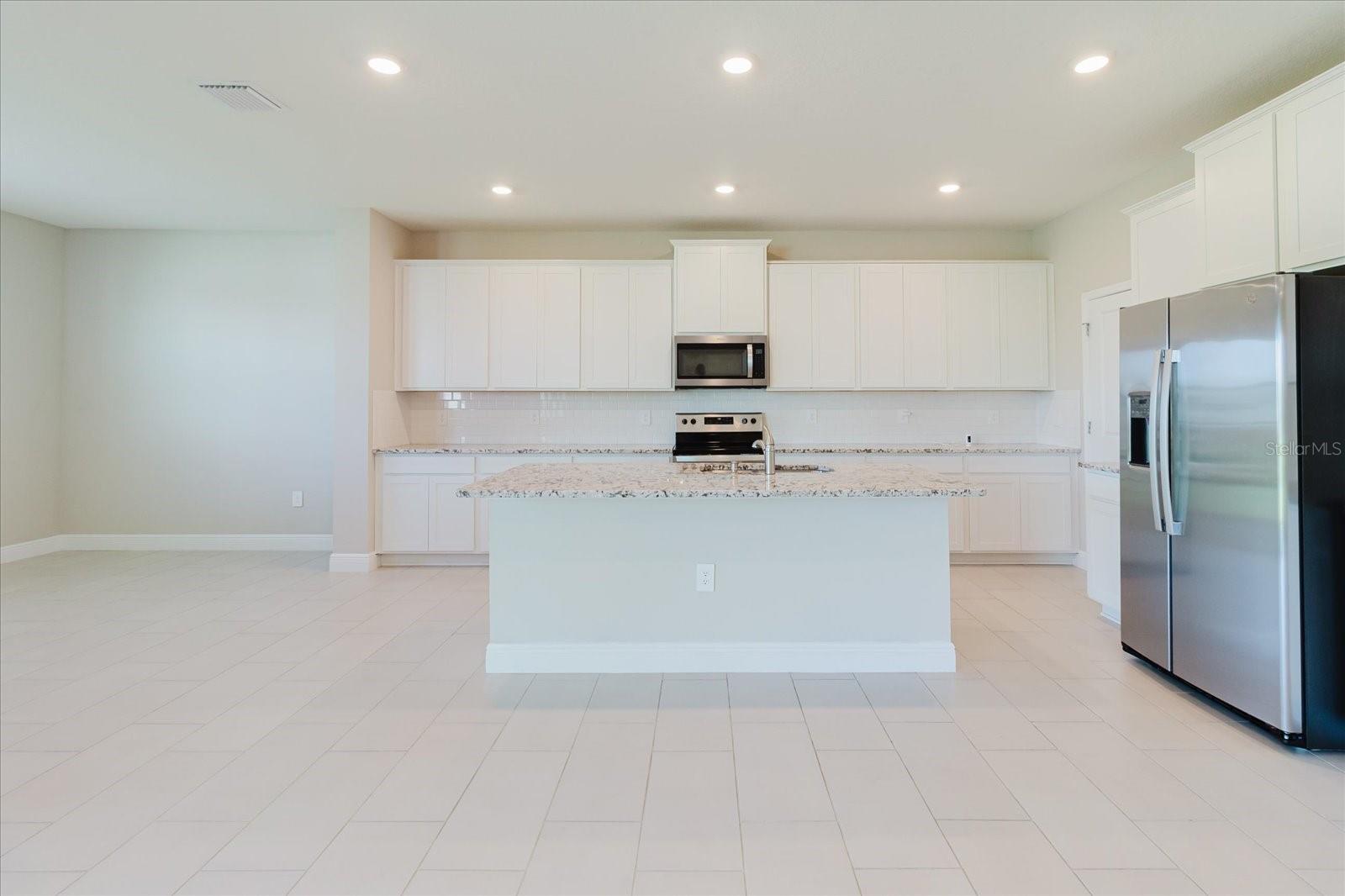 16725 BARNWOOD PL — photo 8