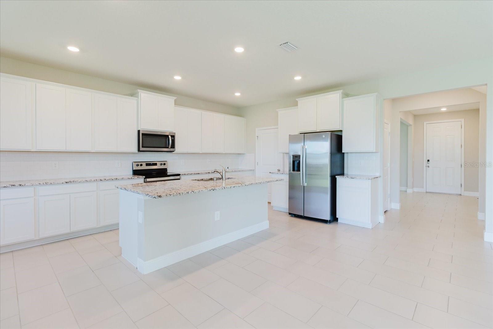 16725 BARNWOOD PL — photo 9