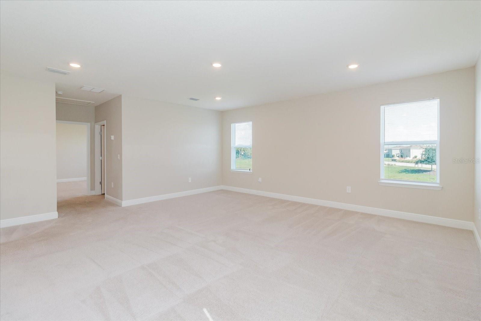 16725 BARNWOOD PL — photo 32