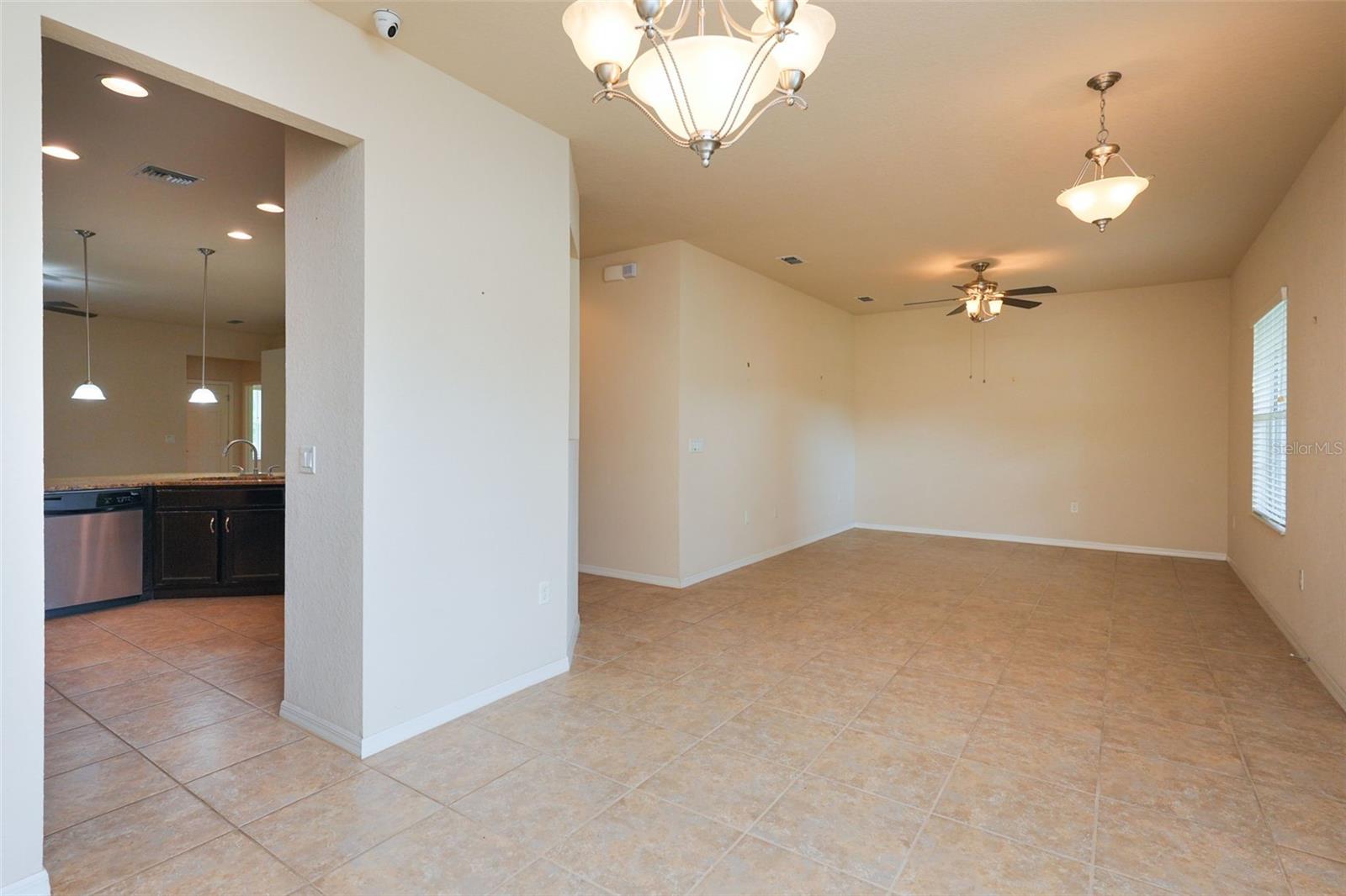 6019 EVANSBROOK DR — photo 9