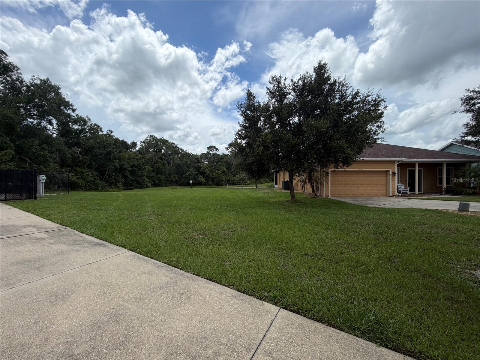 6019 EVANSBROOK DR — photo 3