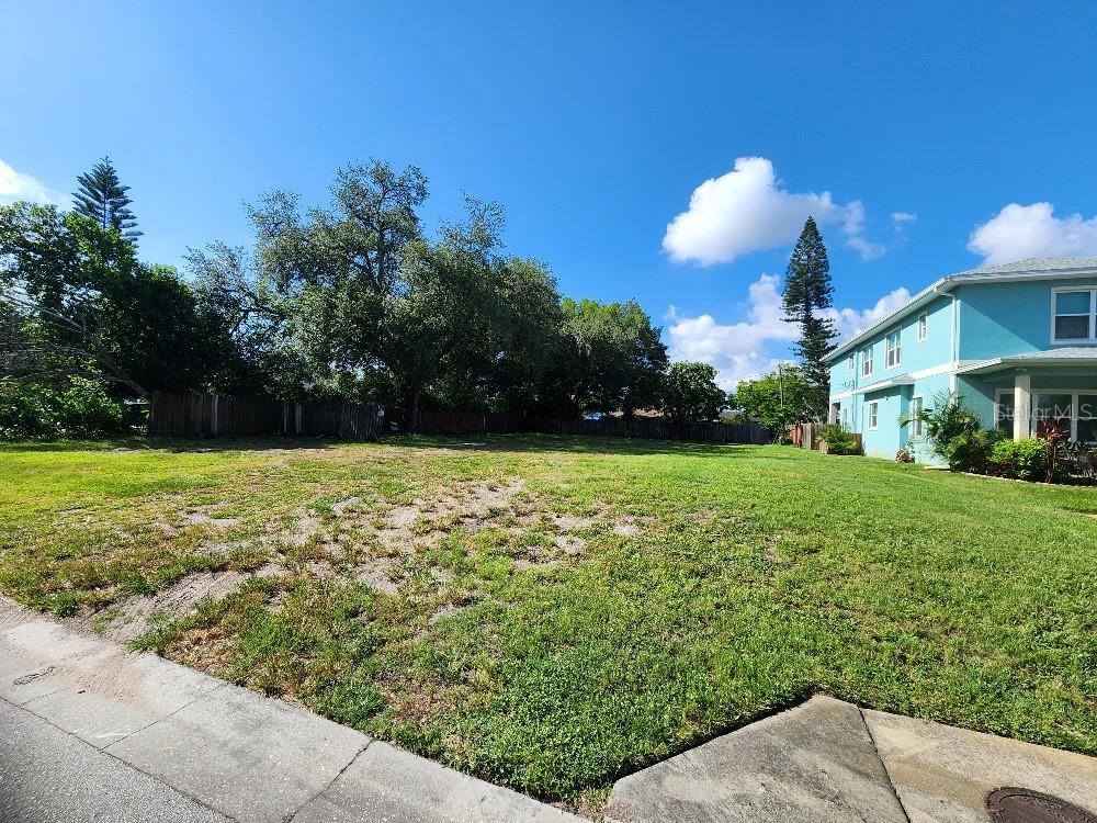 24TH AVE N — photo 4