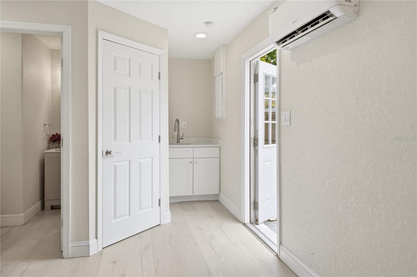 6338 ABERDEEN AVE — photo 23