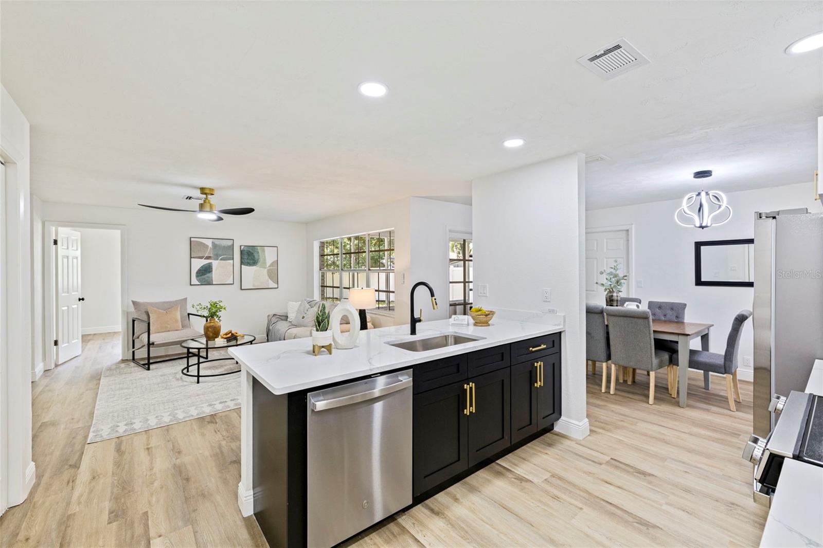 3651 GREATWOOD CT — photo 13