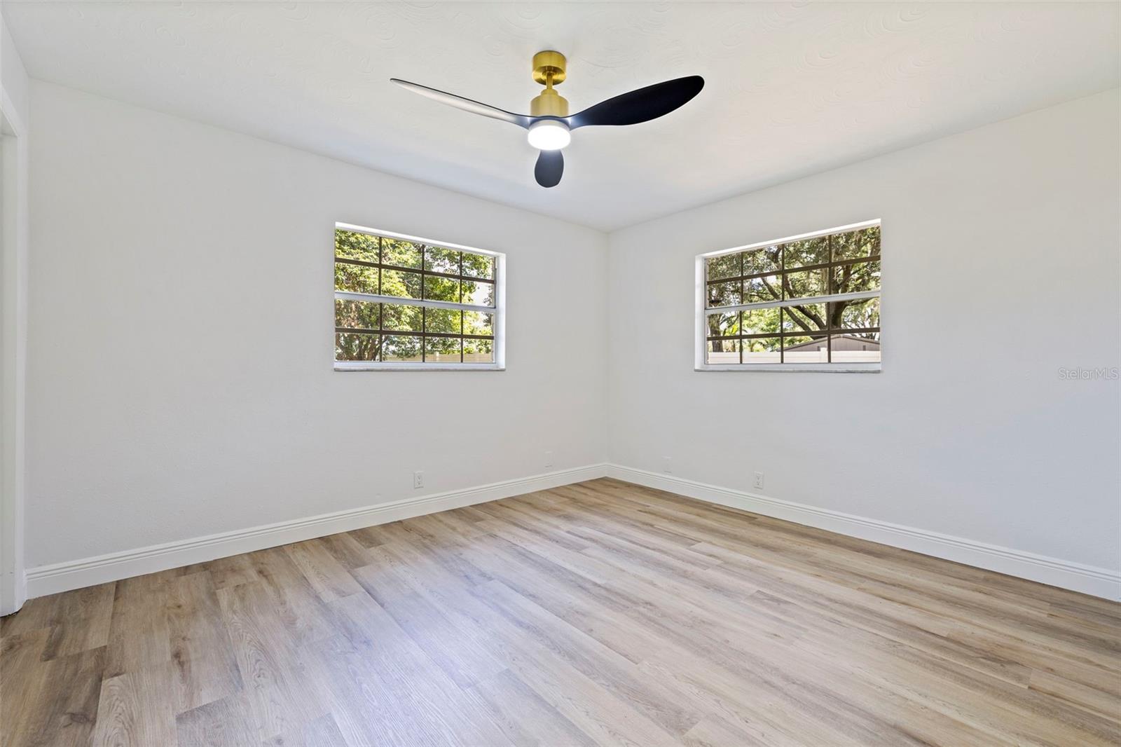 3651 GREATWOOD CT — photo 27