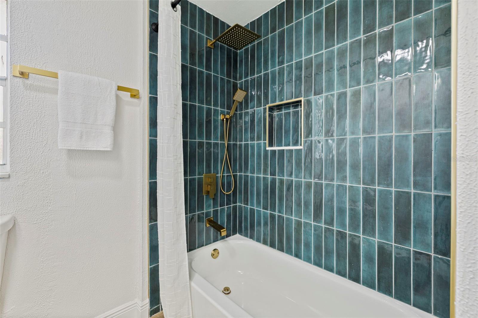 3651 GREATWOOD CT — photo 26