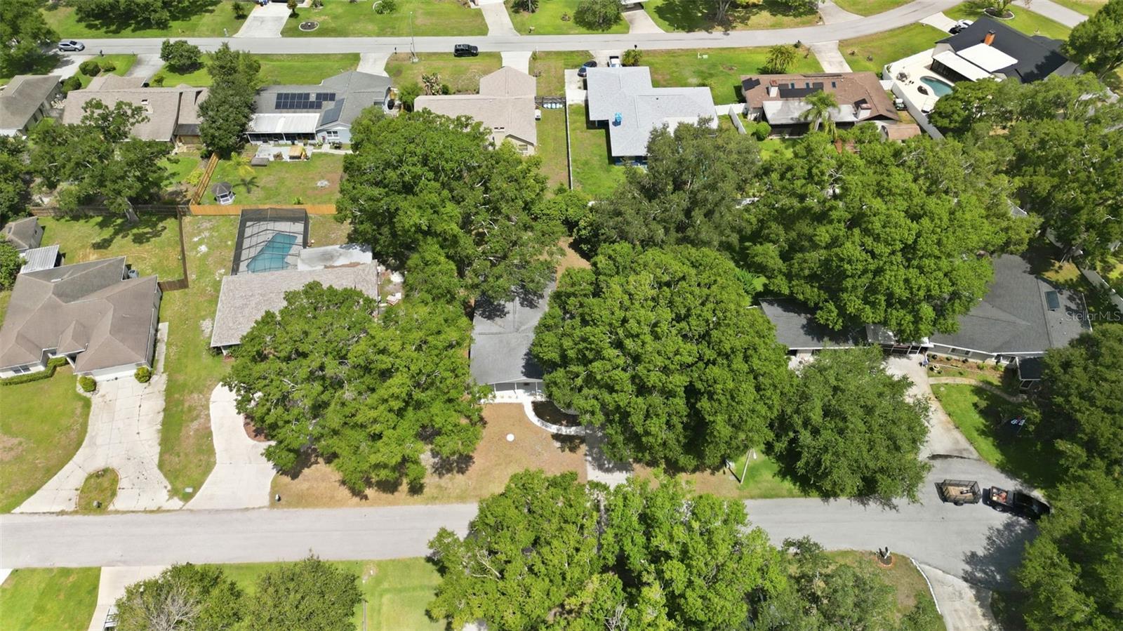 3651 GREATWOOD CT — photo 41