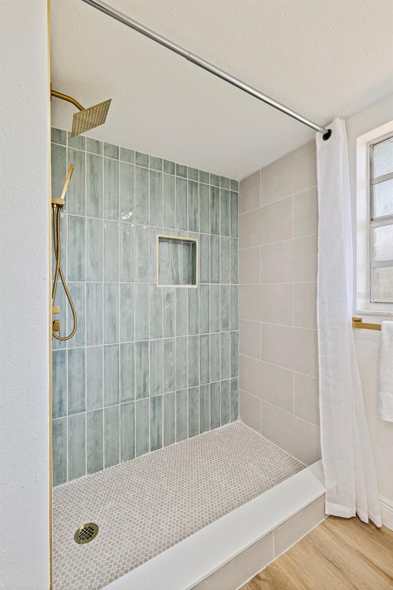 3651 GREATWOOD CT — photo 22