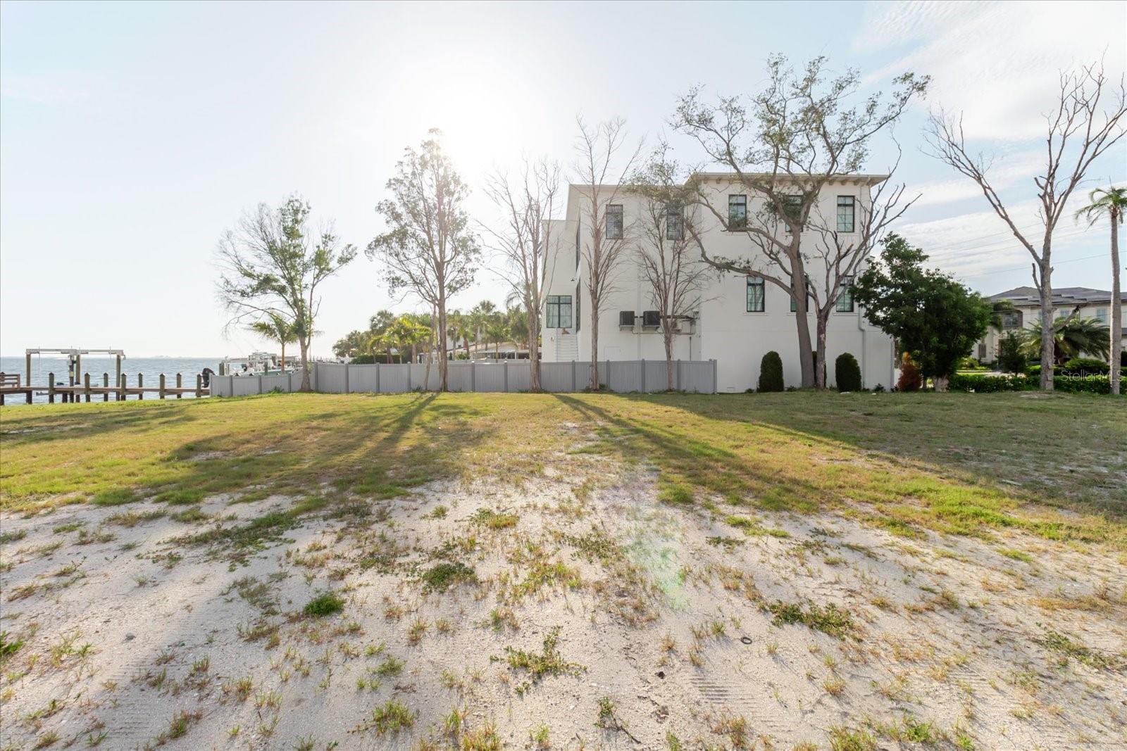 5102 W LONGFELLOW AVE — photo 46