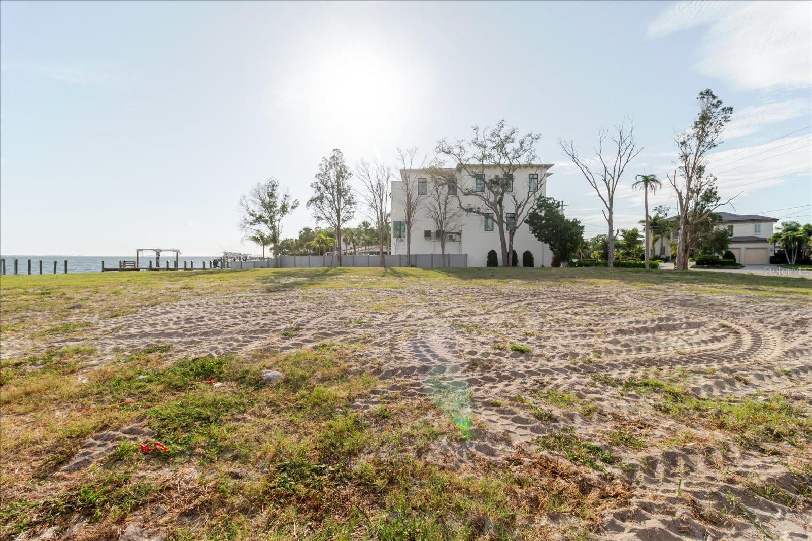 5102 W LONGFELLOW AVE — photo 44
