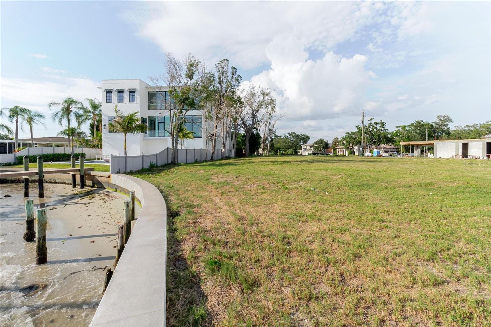 5102 W LONGFELLOW AVE — photo 40