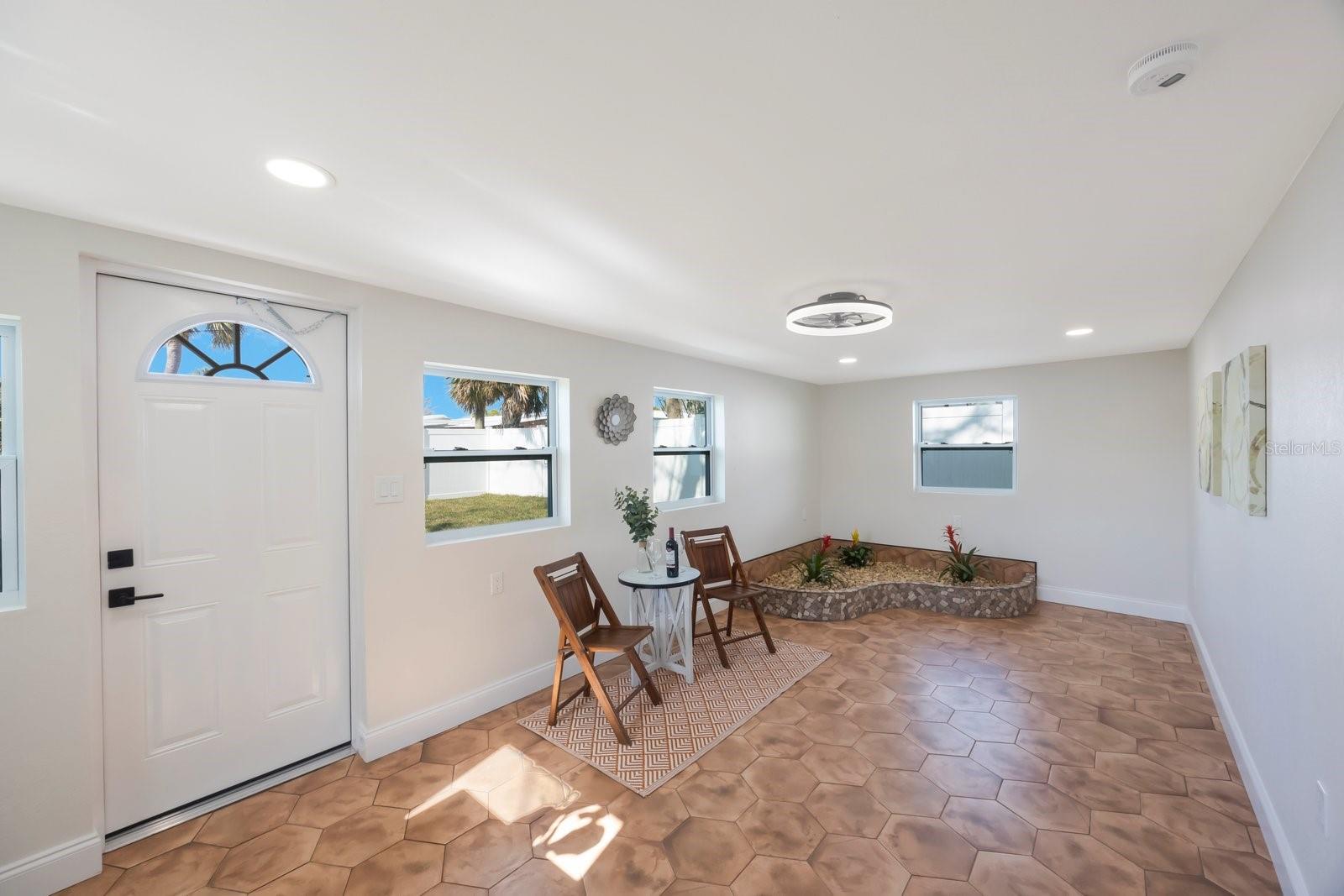 280 41ST AVE — photo 33