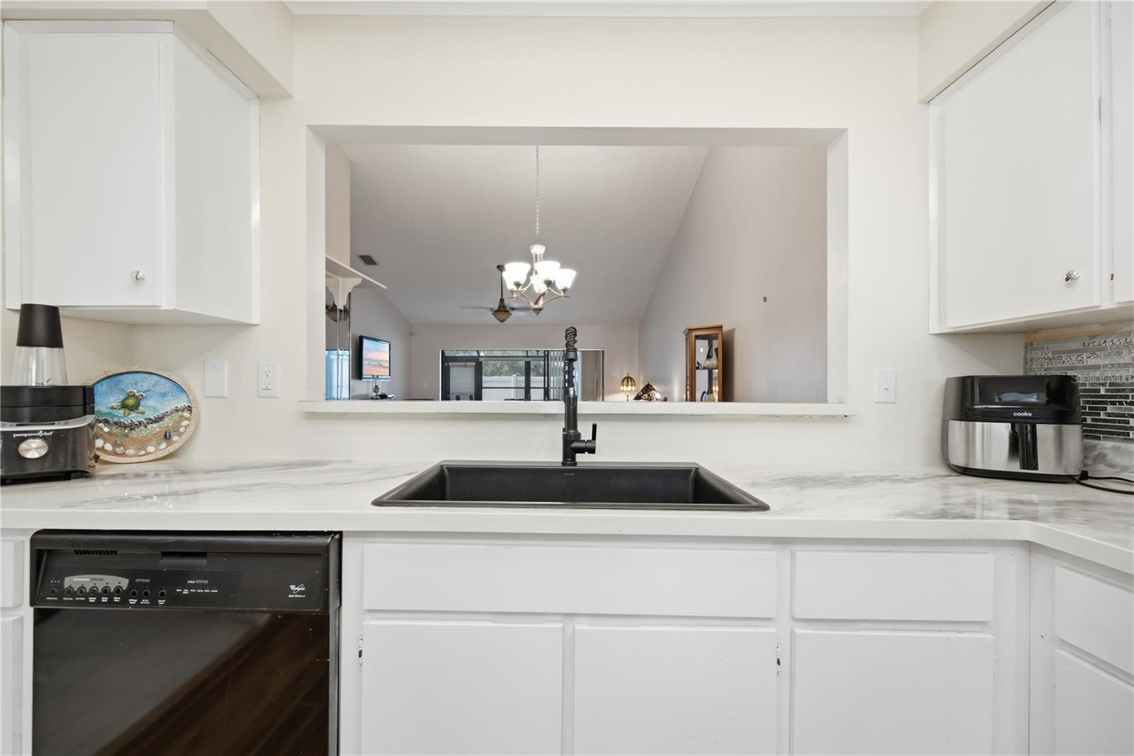3670 IMPERIAL RIDGE PKWY — photo 7