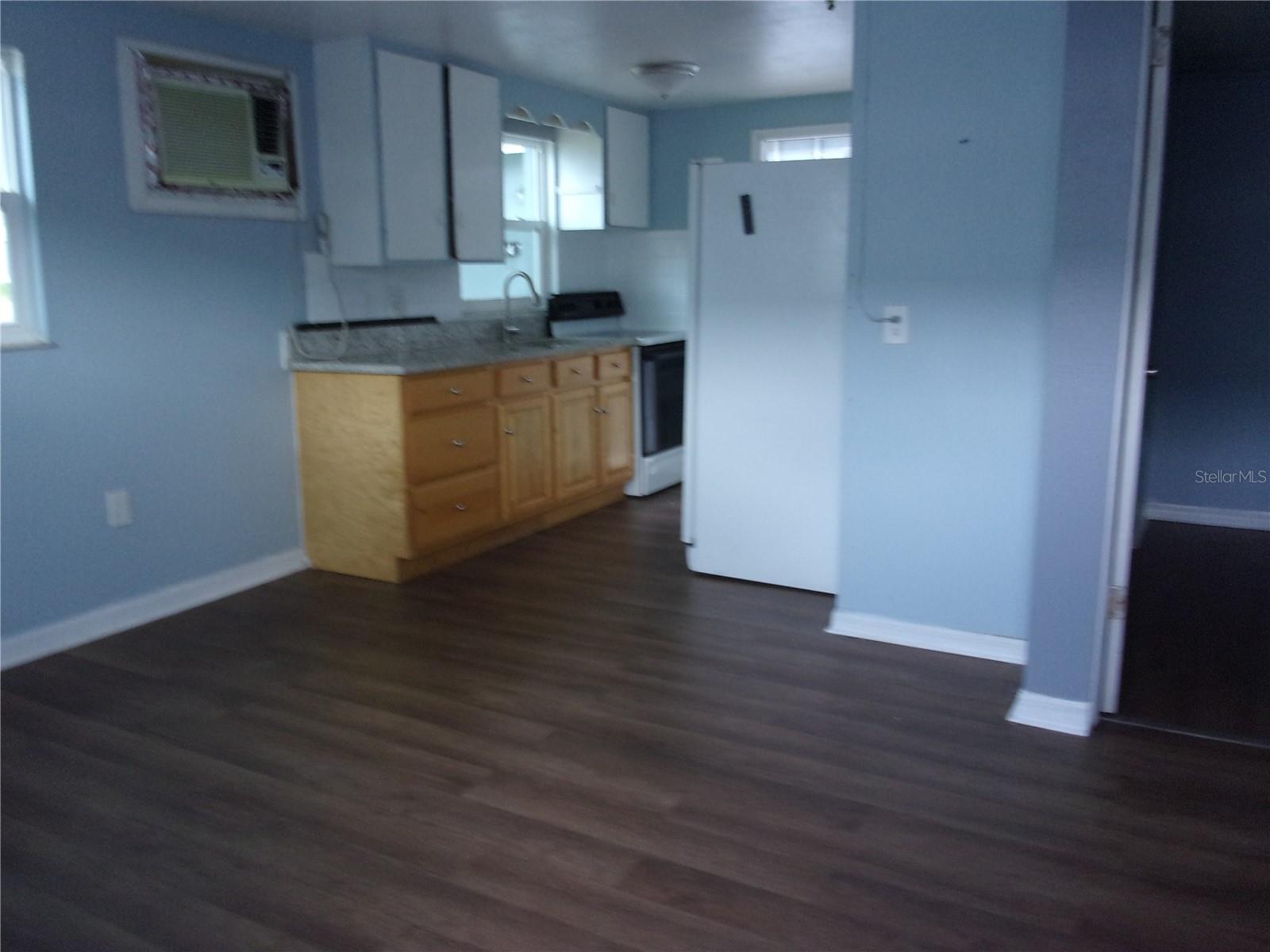 5206 7TH ST — photo 7