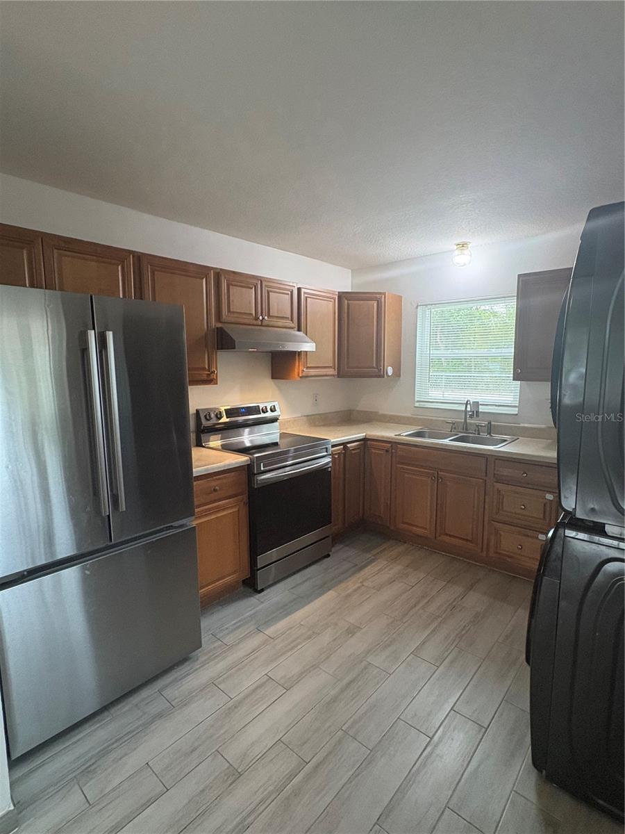 364 3RD ST NW — photo 9