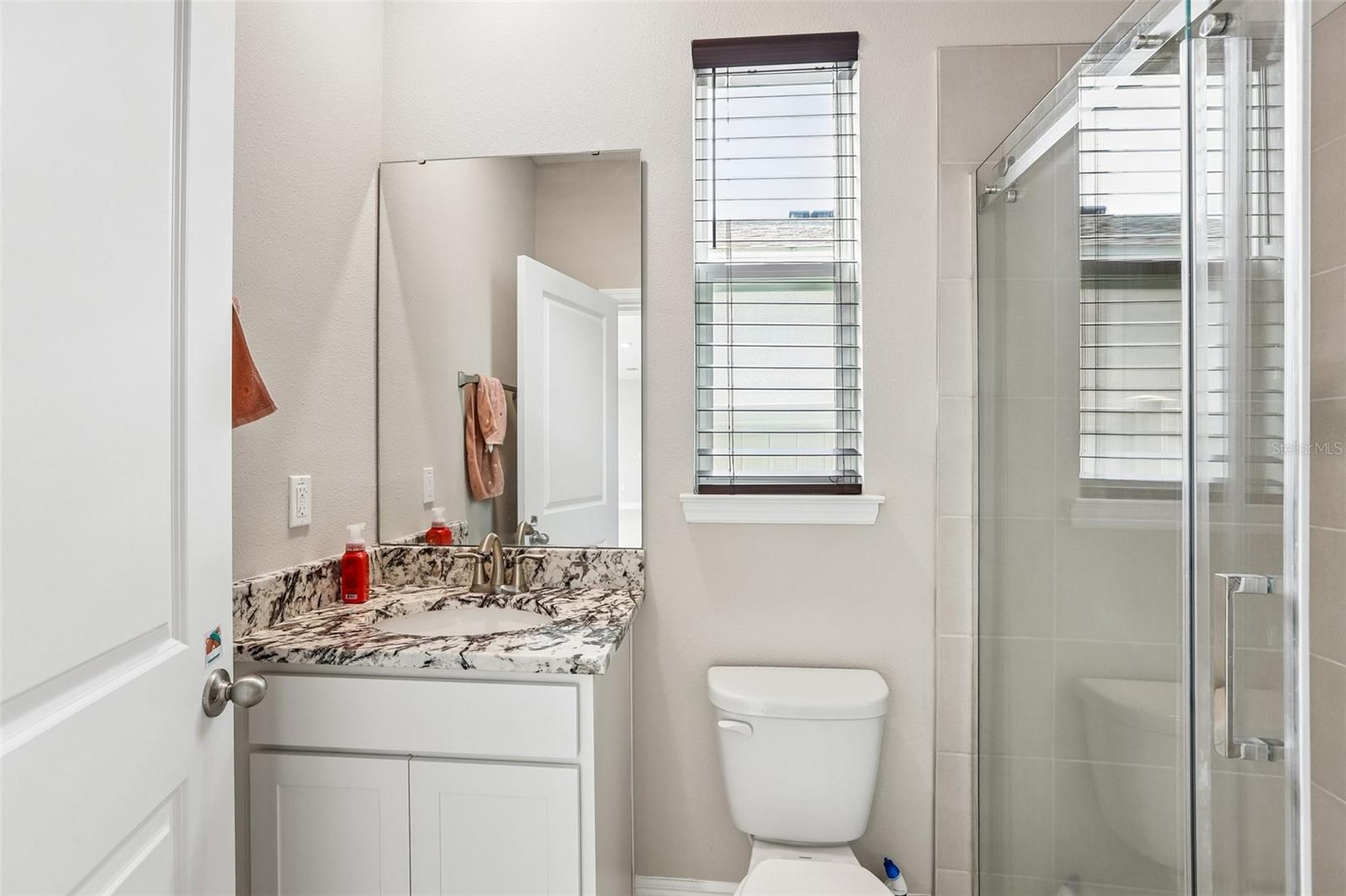 327 MANGROVE MANOR DR — photo 12