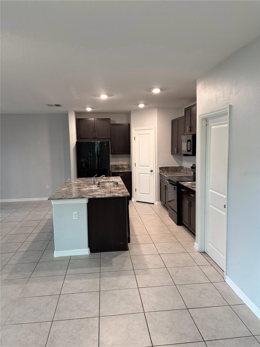 861 OLIVE CONCH ST — photo 13