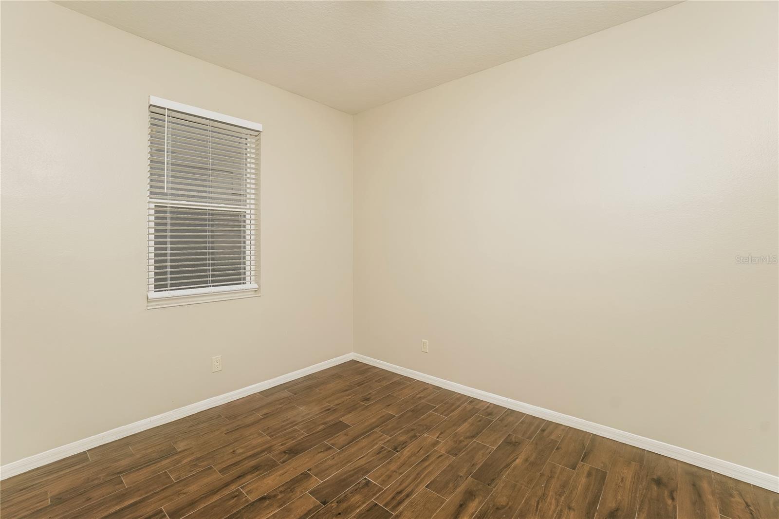 3610 BENERAID ST — photo 9