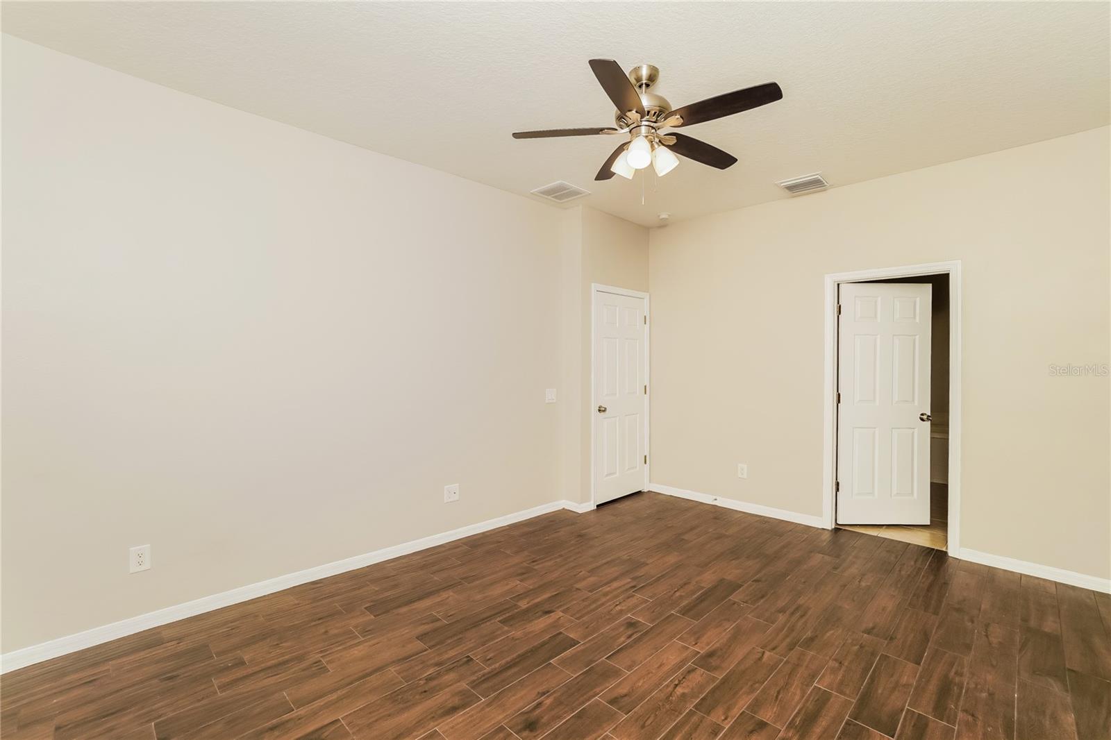 3610 BENERAID ST — photo 12