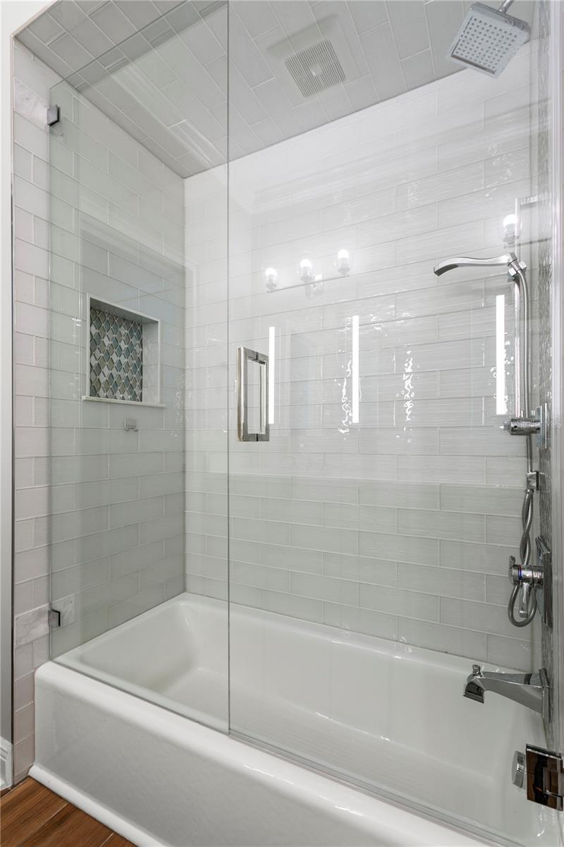 1230 DARLINGTON OAK CIR NE — photo 43