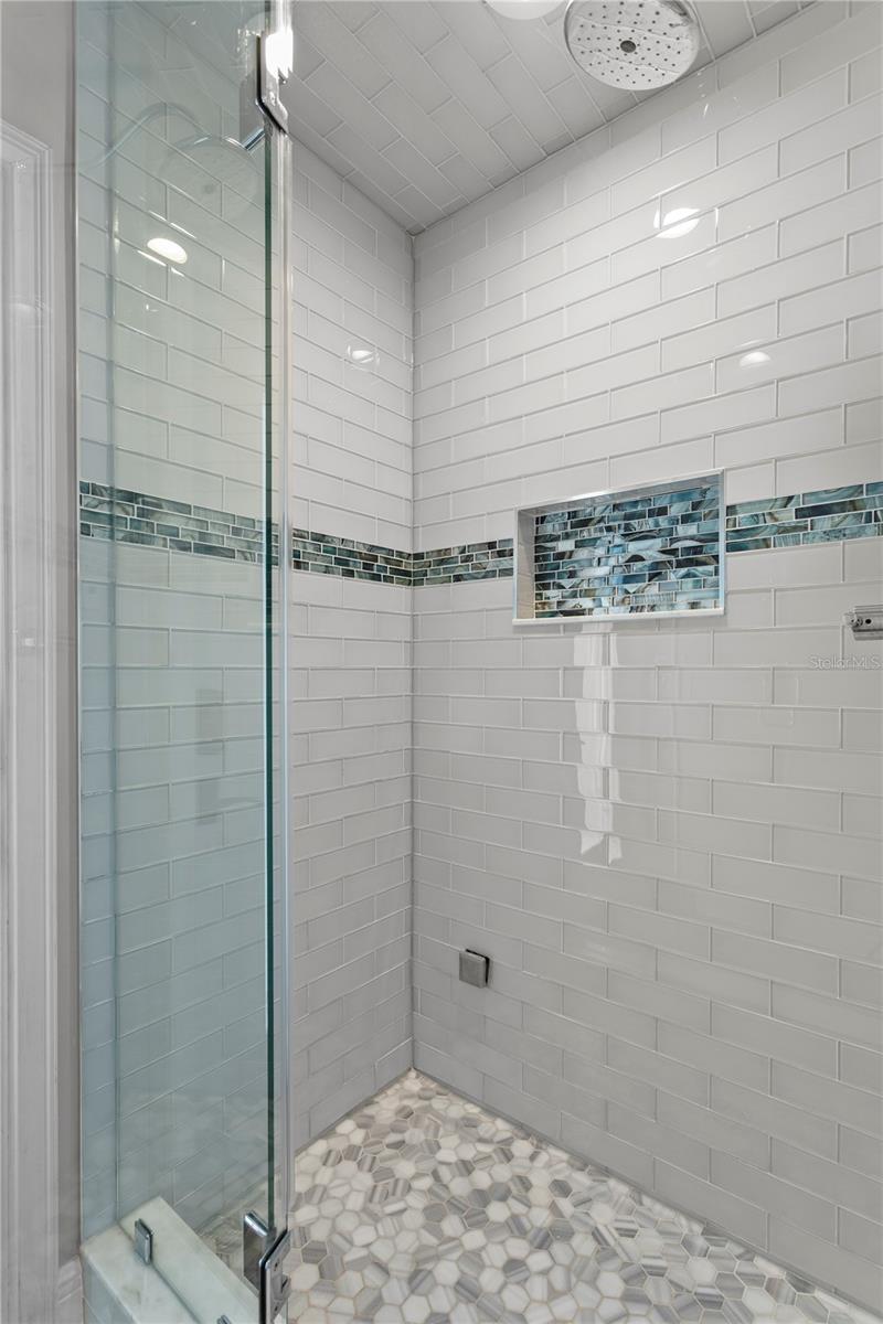 1230 DARLINGTON OAK CIR NE — photo 40