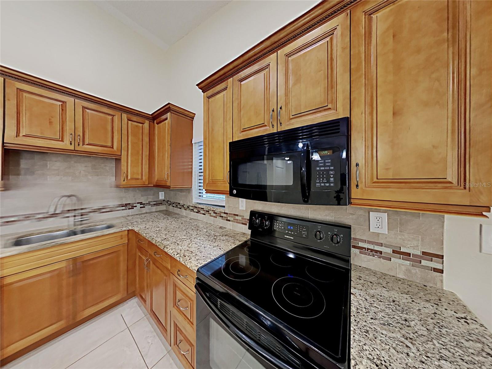 1320 NOELL BLVD — photo 8