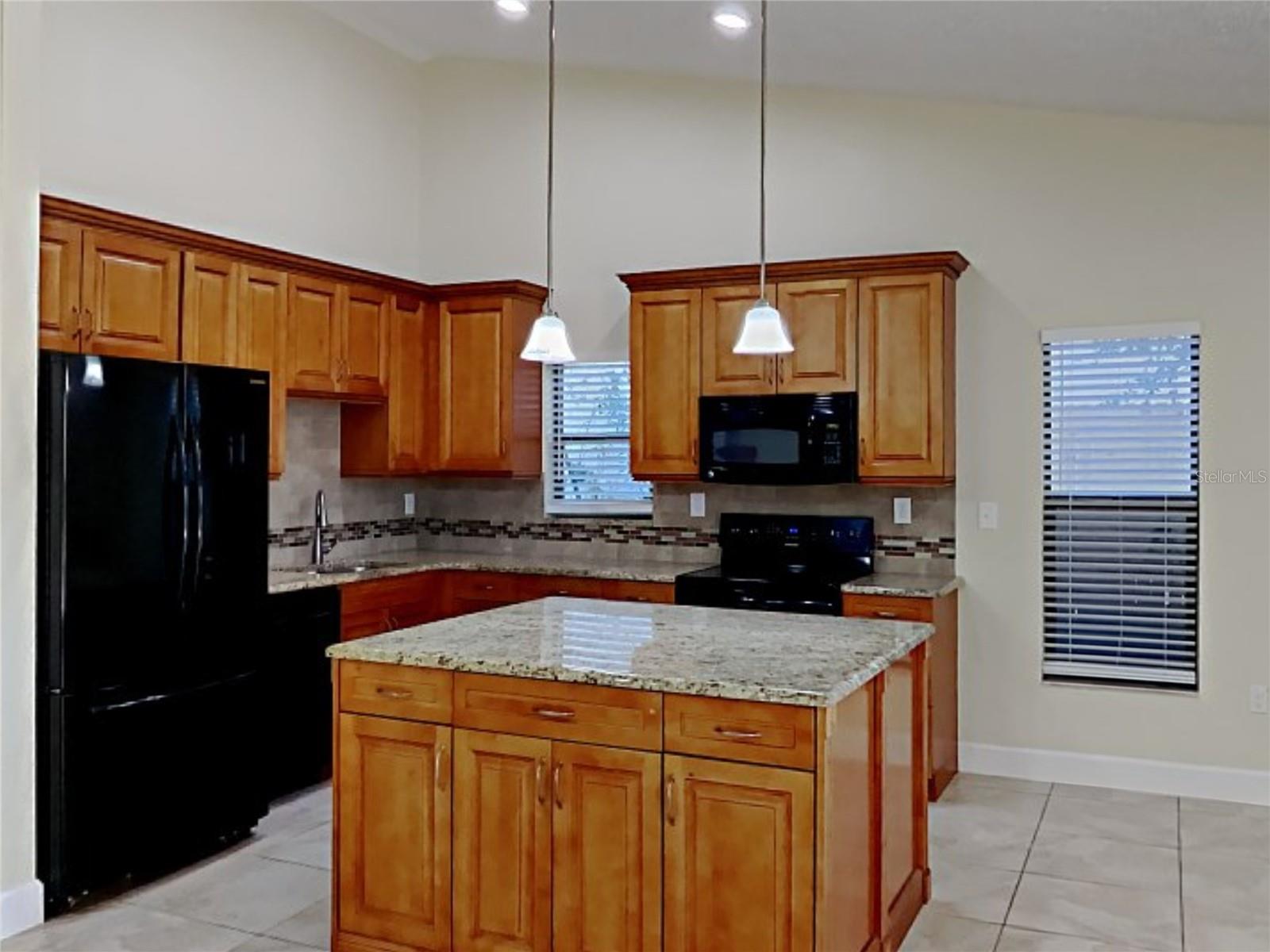 1320 NOELL BLVD — photo 12