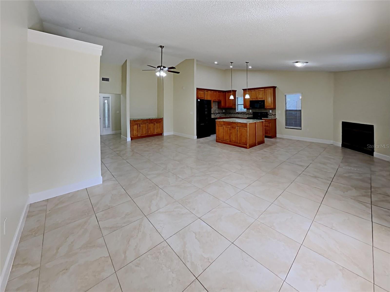 1320 NOELL BLVD — photo 4
