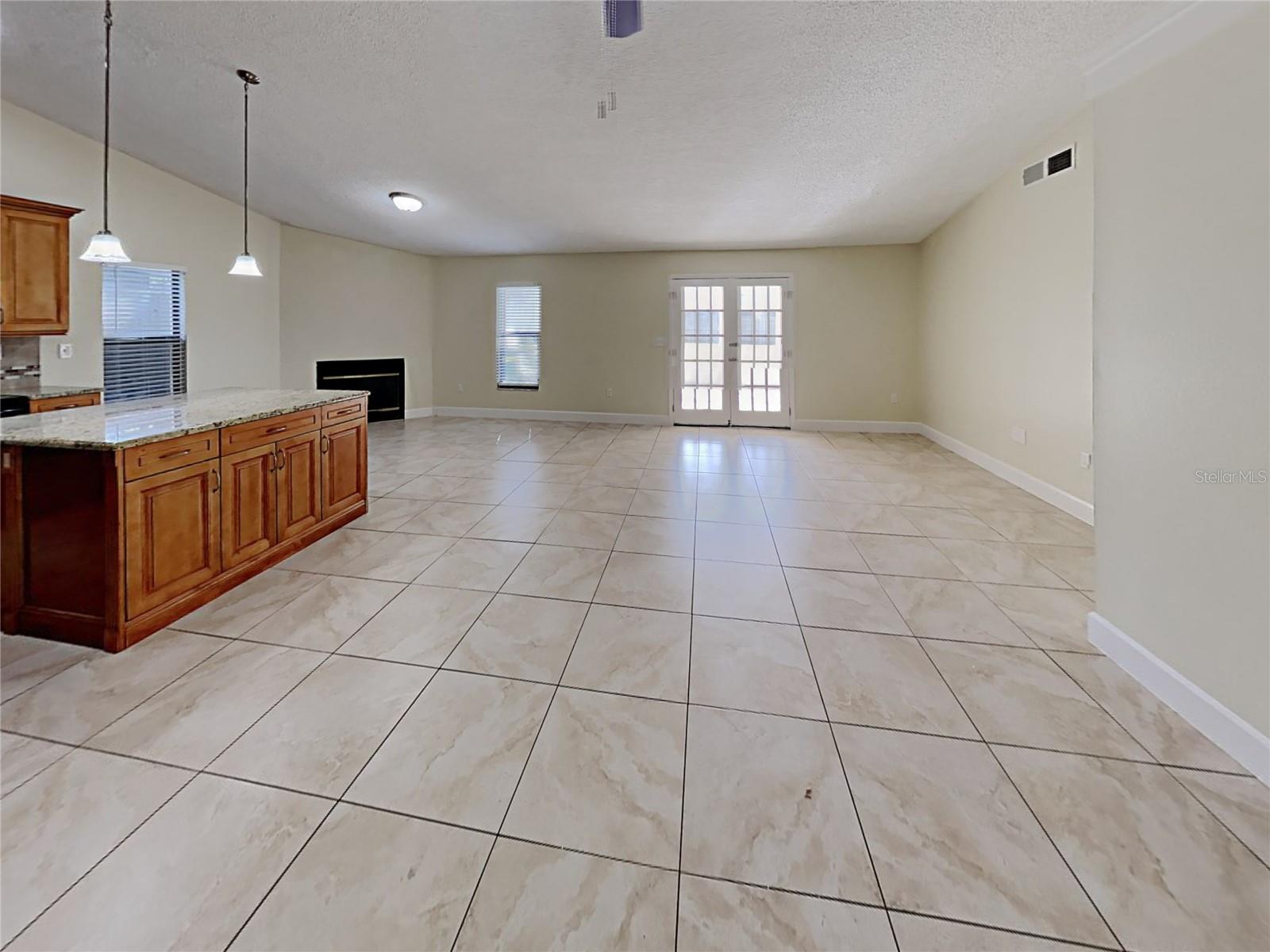 1320 NOELL BLVD — photo 6