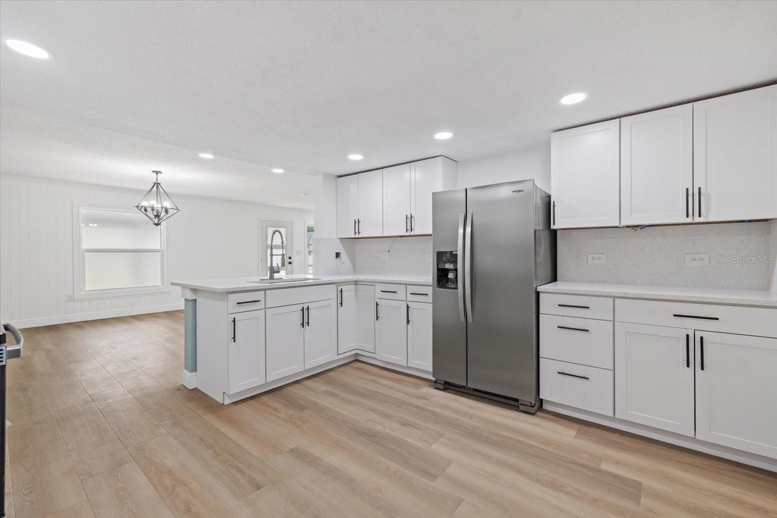 2818 OLYMPIC ST — photo 16