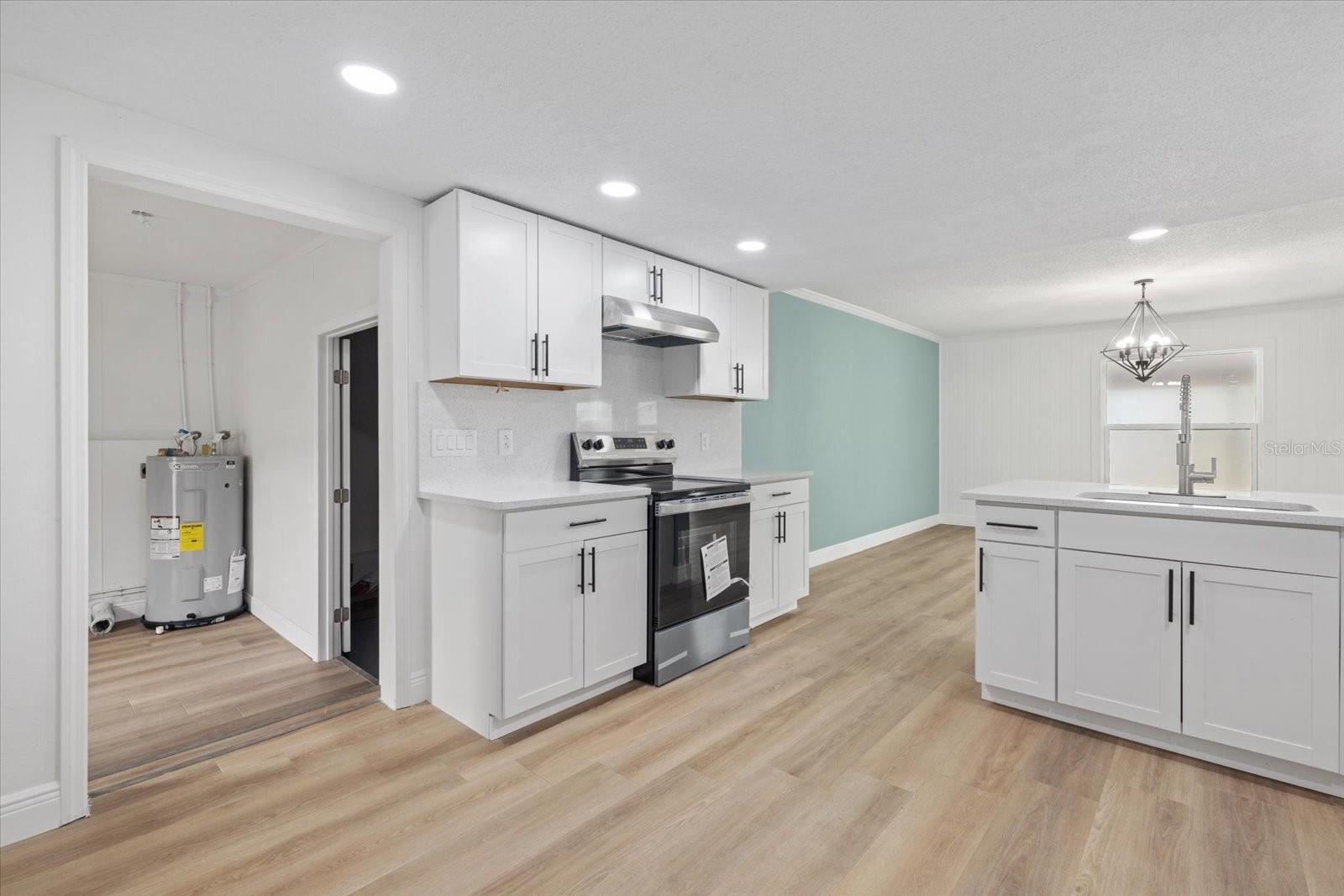 2818 OLYMPIC ST — photo 14