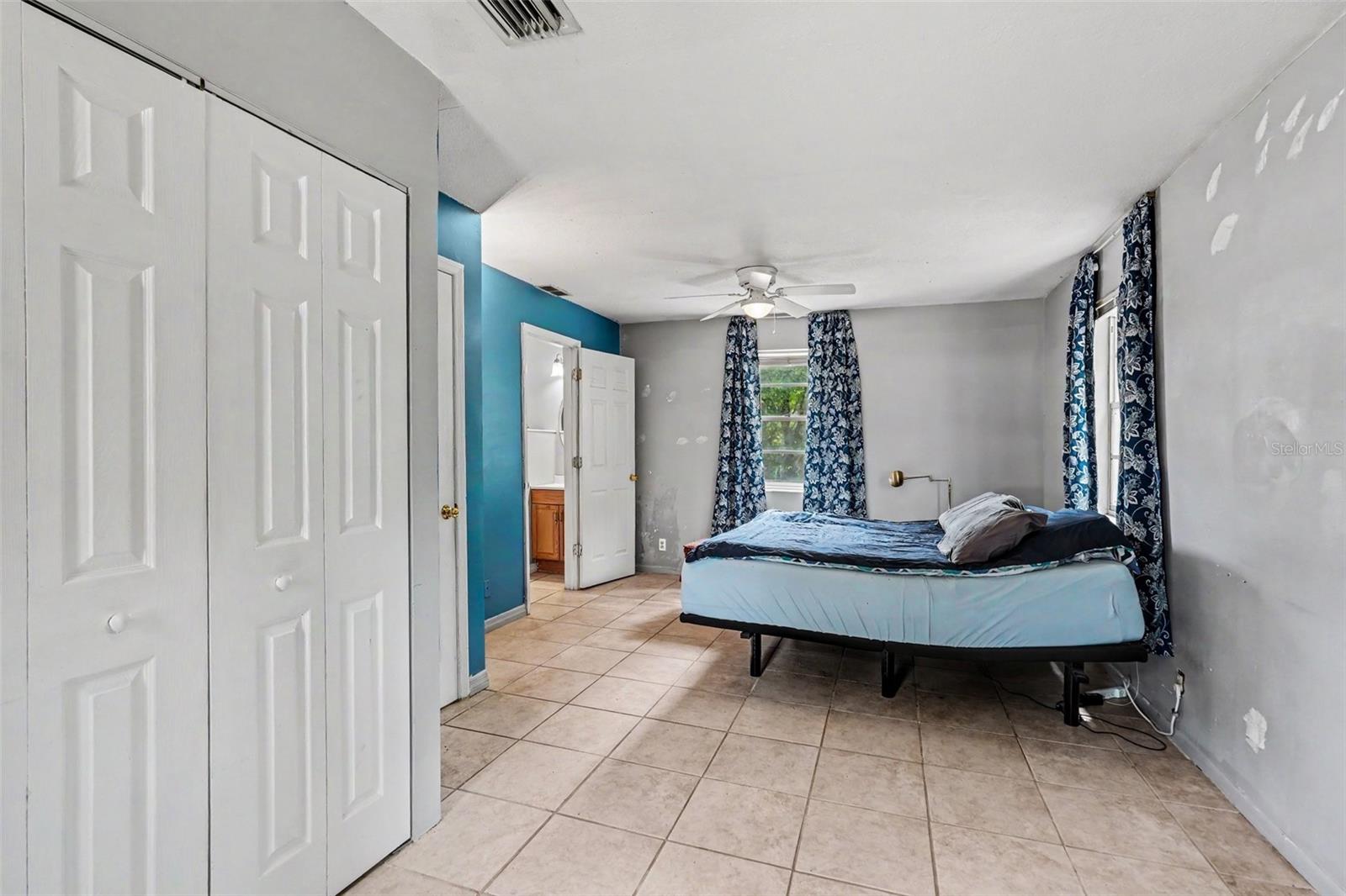 7206 ALAFIA DR — photo 13