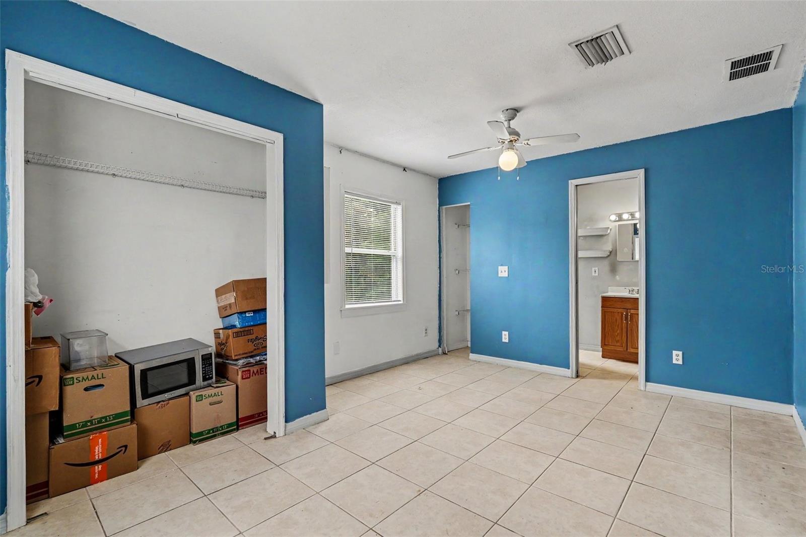 7206 ALAFIA DR — photo 14