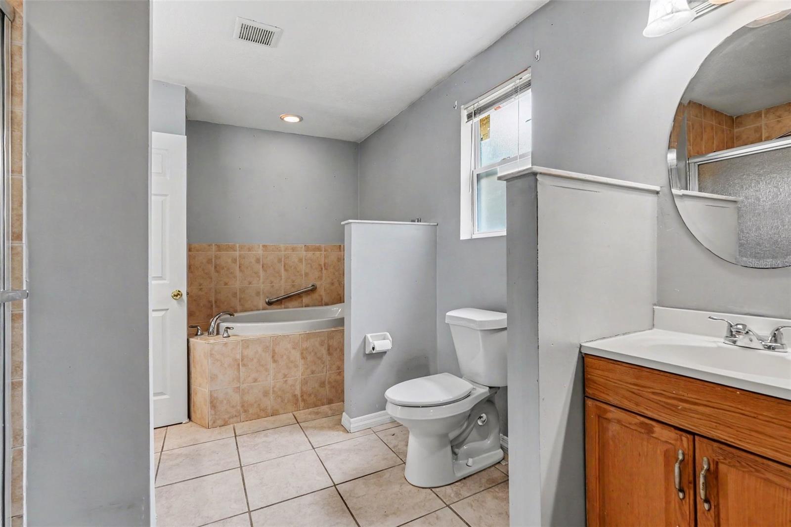 7206 ALAFIA DR — photo 16