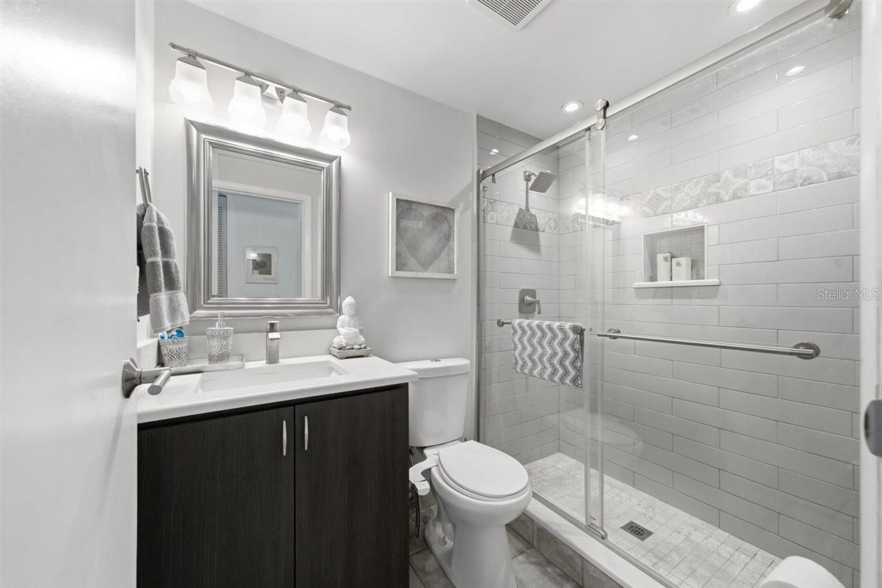 5309 BLACK PINE DR — photo 18