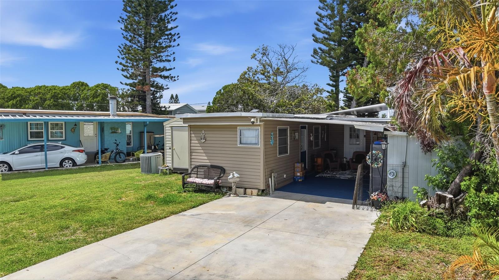 6439 TOWER DR — photo 34