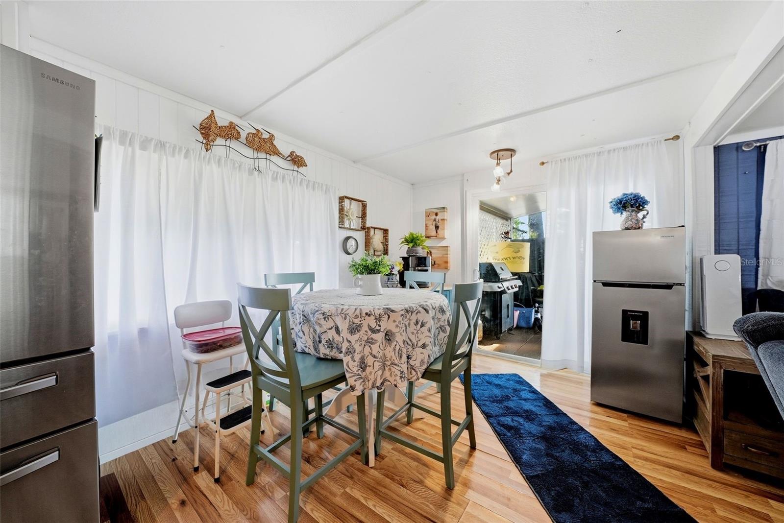 6439 TOWER DR — photo 11