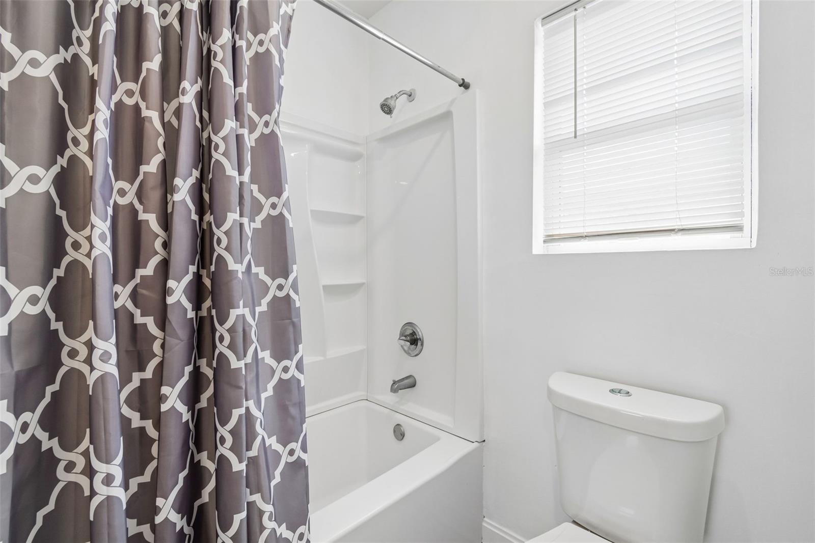 1406 E 23RD AVE — photo 13