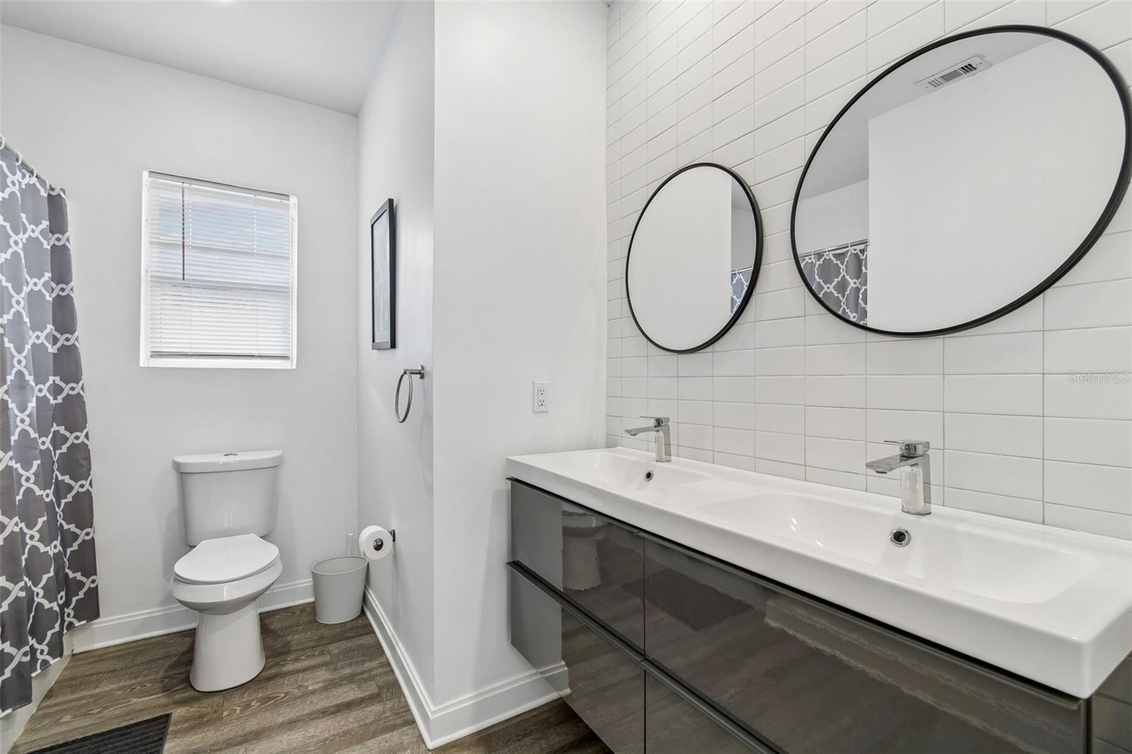 1406 E 23RD AVE — photo 12