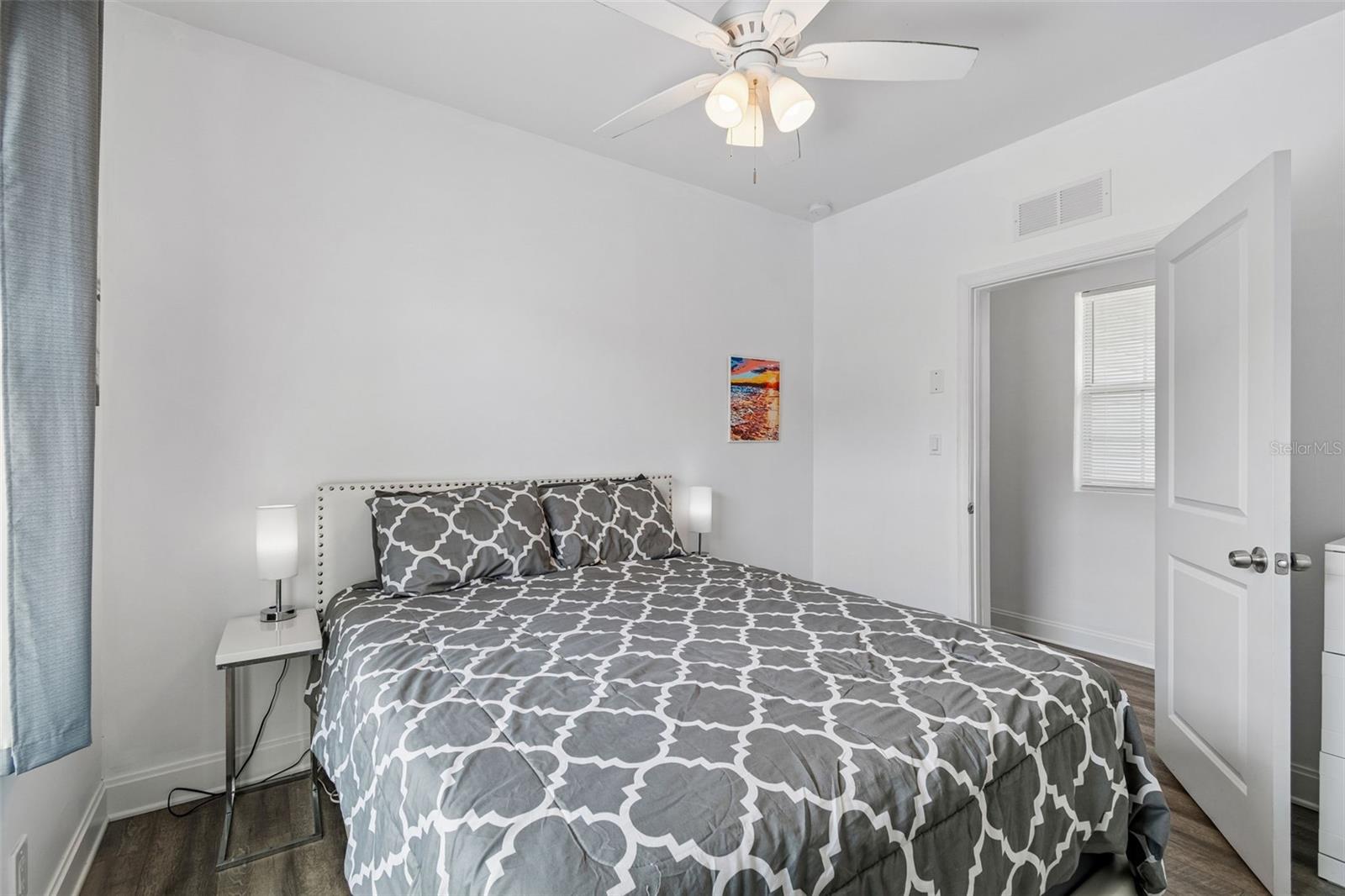 1406 E 23RD AVE — photo 15