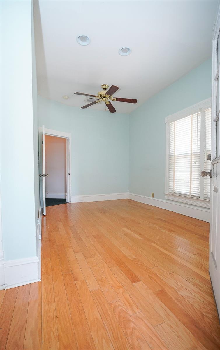 333 S PLANT AVE — photo 25
